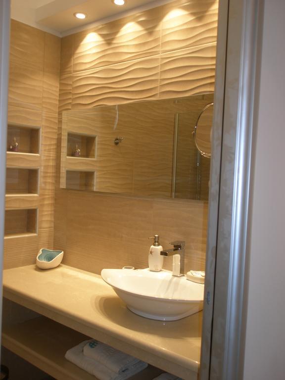 Whitesands Beach Resort Paralia Vrachou Exterior photo