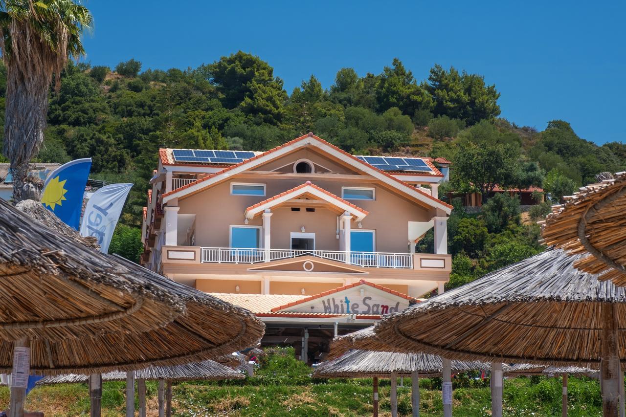 Whitesands Beach Resort Paralia Vrachou Exterior photo